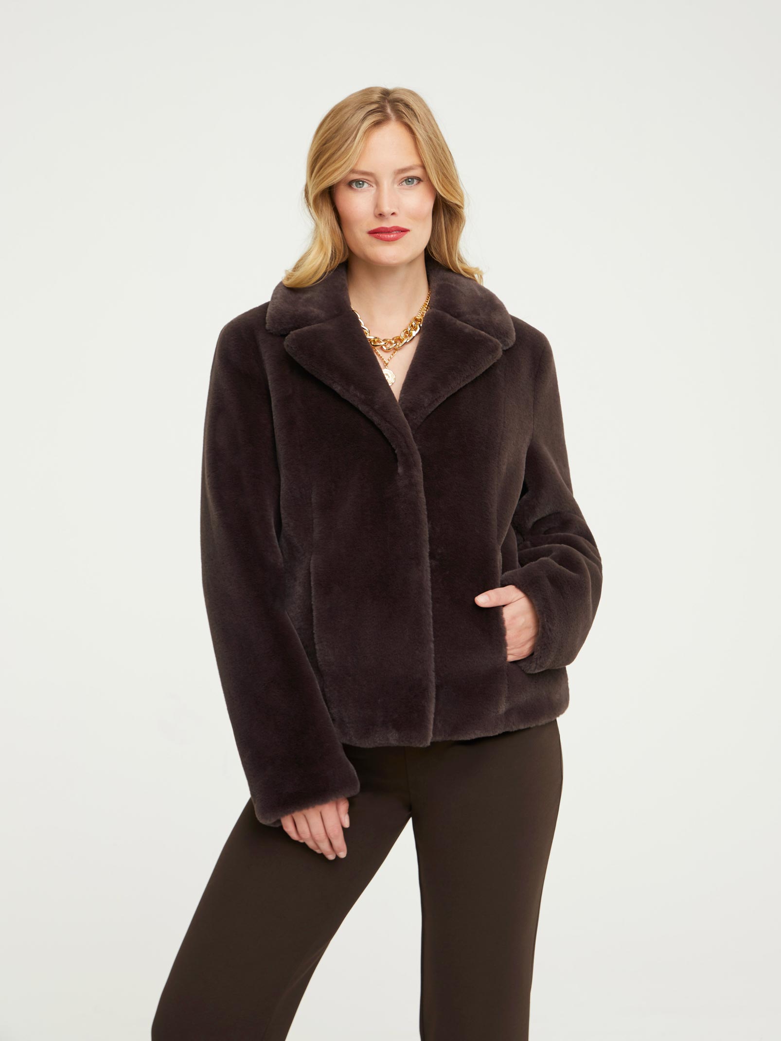 schwarz Heine Damen Webpelz-Kurzjacke